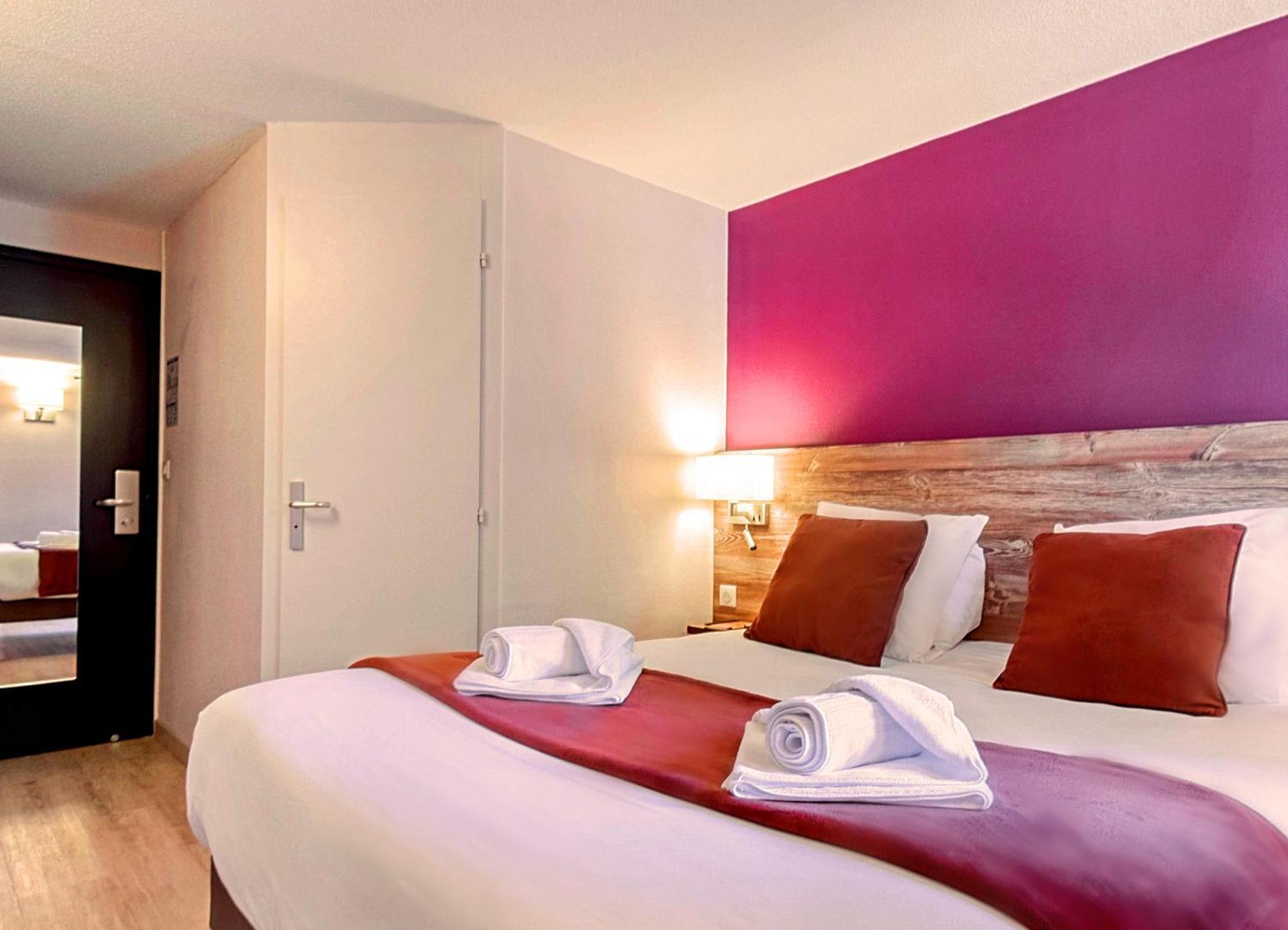 Brit Hotel Confort Pau Lons Ngoại thất bức ảnh