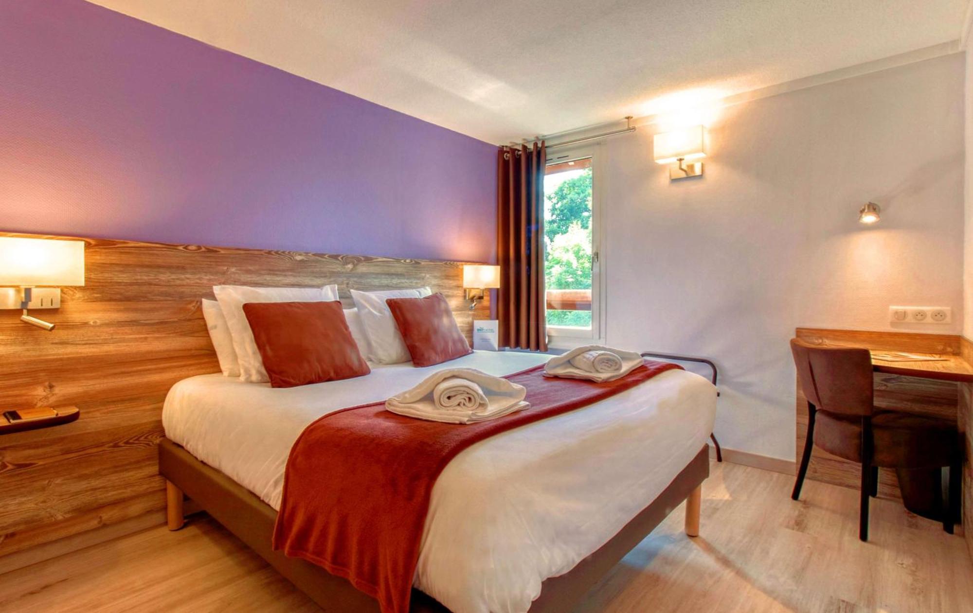 Brit Hotel Confort Pau Lons Ngoại thất bức ảnh
