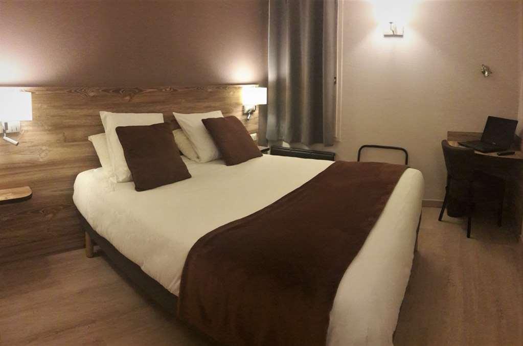 Brit Hotel Confort Pau Lons Phòng bức ảnh