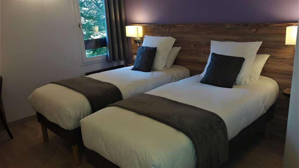 Brit Hotel Confort Pau Lons Phòng bức ảnh