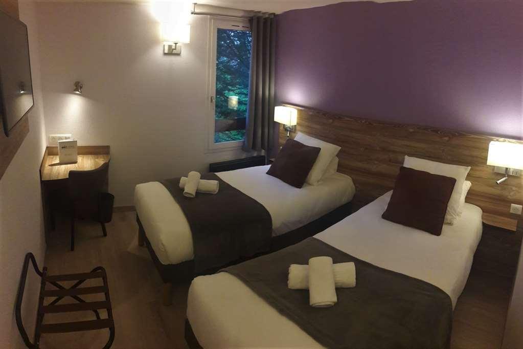 Brit Hotel Confort Pau Lons Phòng bức ảnh